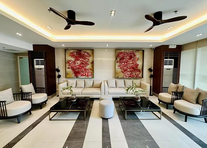Apartment Scarlet Sanctuary Stand Out In Style L Wifi Netflix I Red Res B01 -2509 Manila