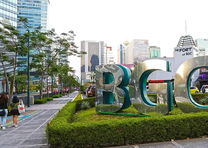 Apartment Scarlet Sanctuary Stand Out In Style L Wifi Netflix I Red Res B01 -2509 Manila